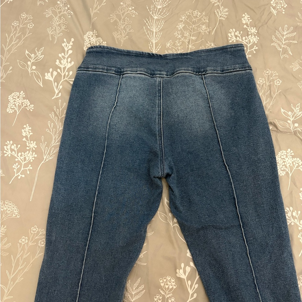 Forever 21 Medium Blue Straight-Leg Jeans with Belt - Picture 4 of 5
